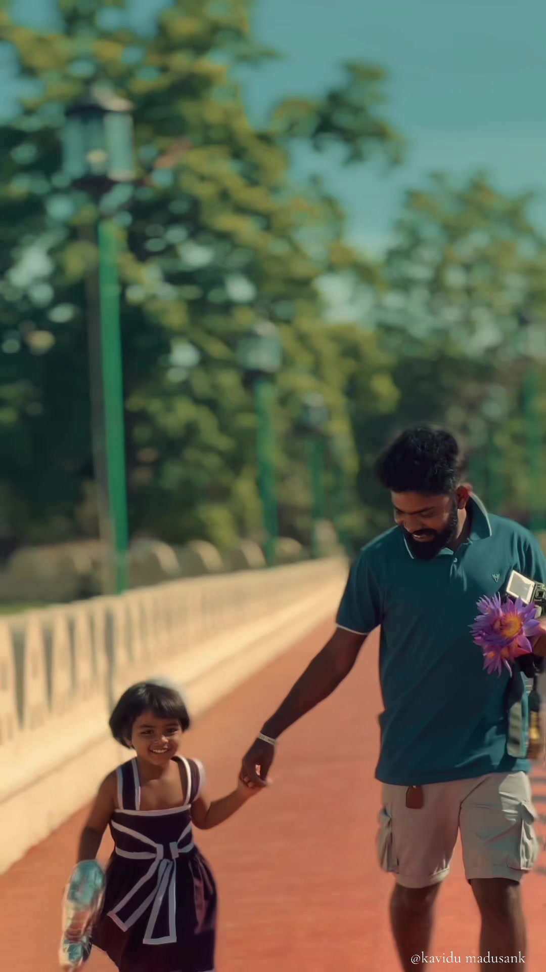 @කවි යා🙂