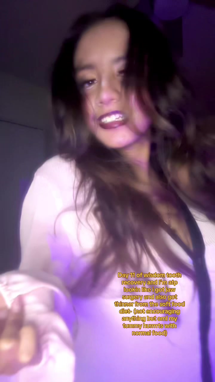 @shania