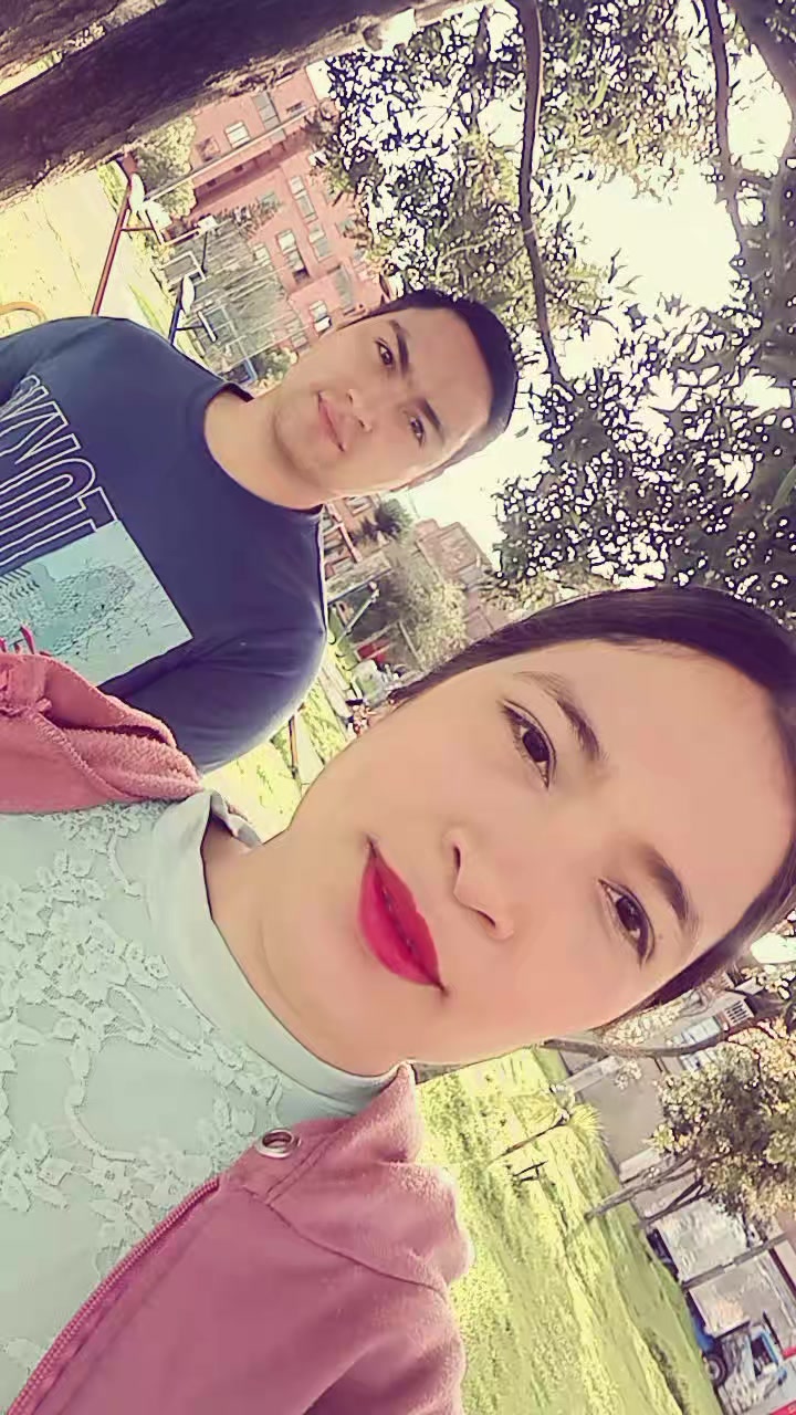 @petulante 🫀🖕
