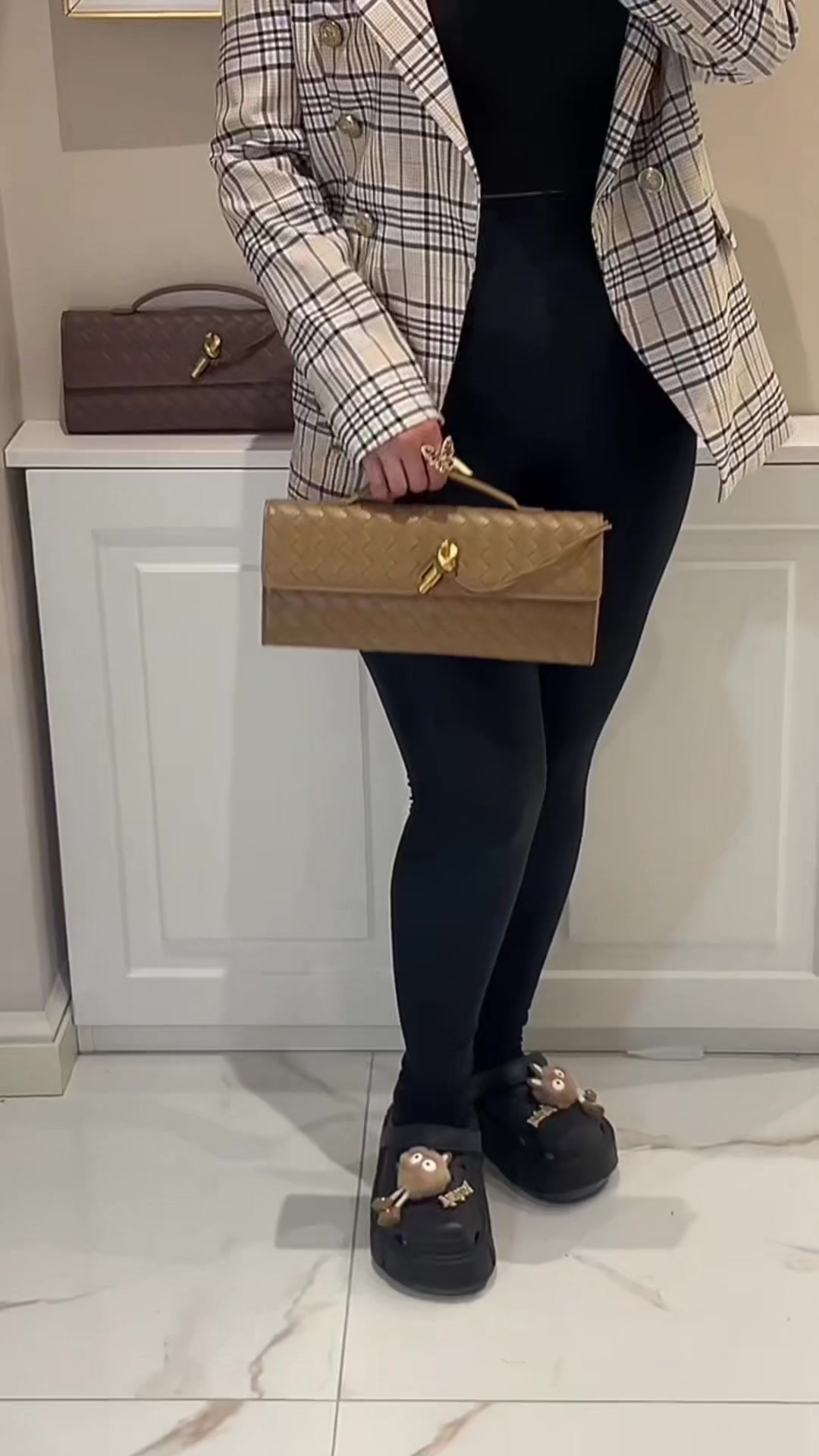 @leo.lux_bags
