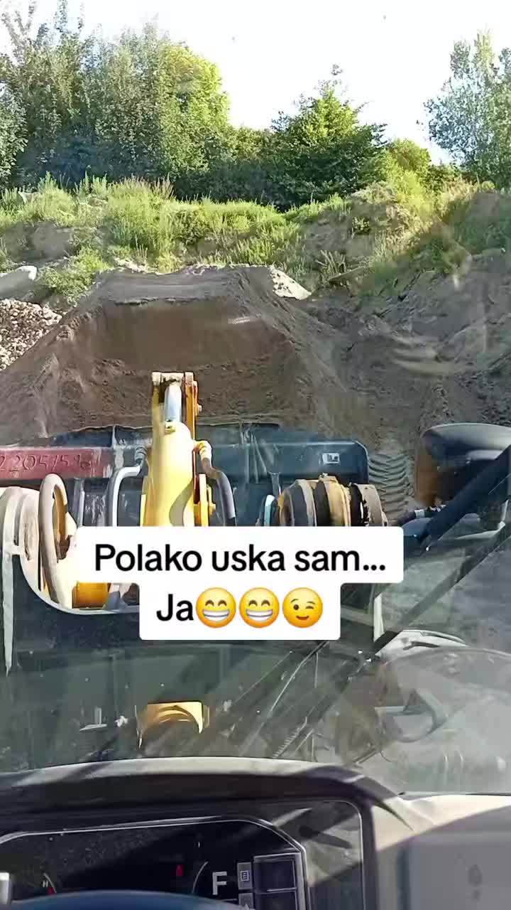 @Paunović..🙂😉😉