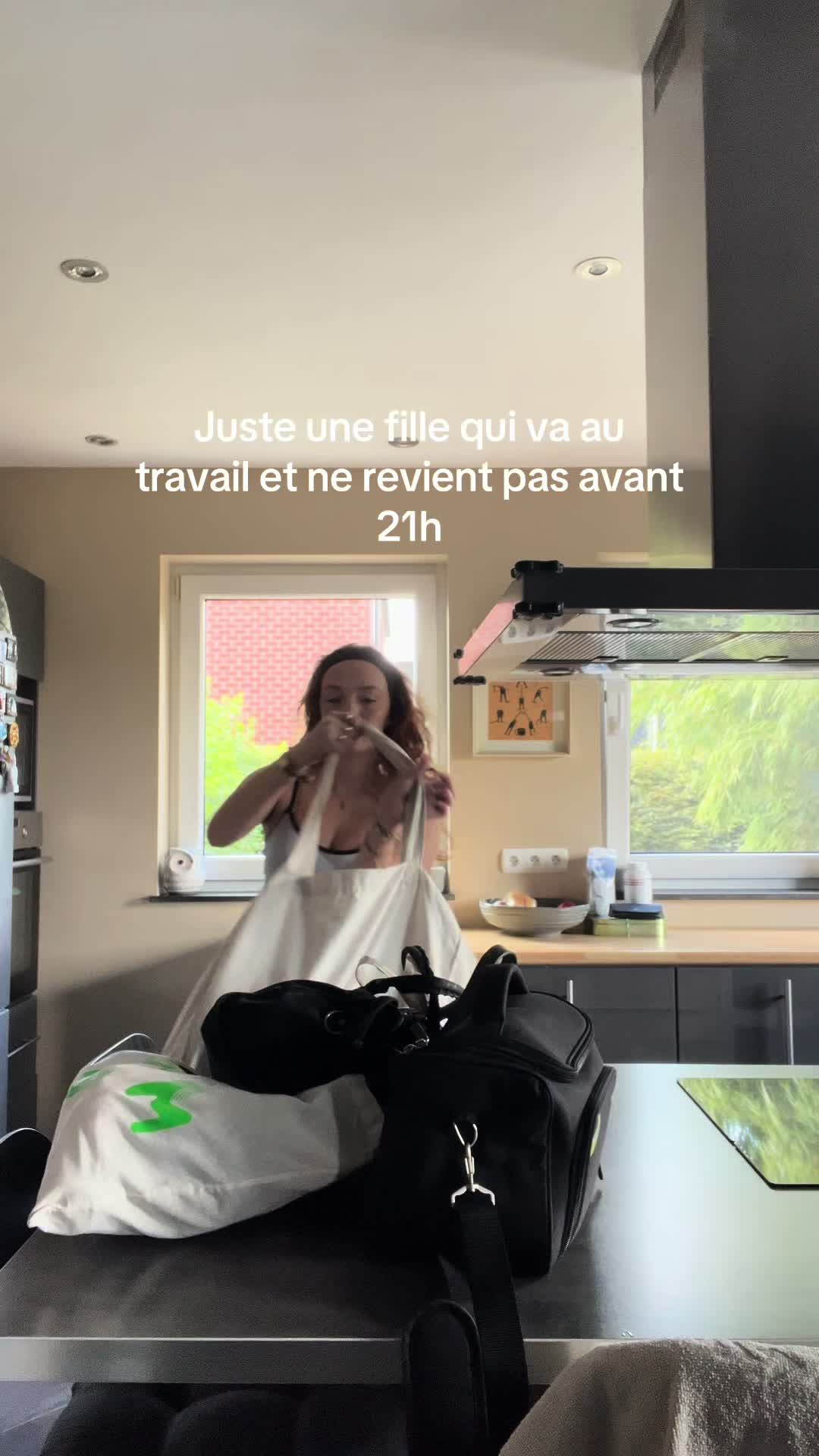 @eliselfbvre
