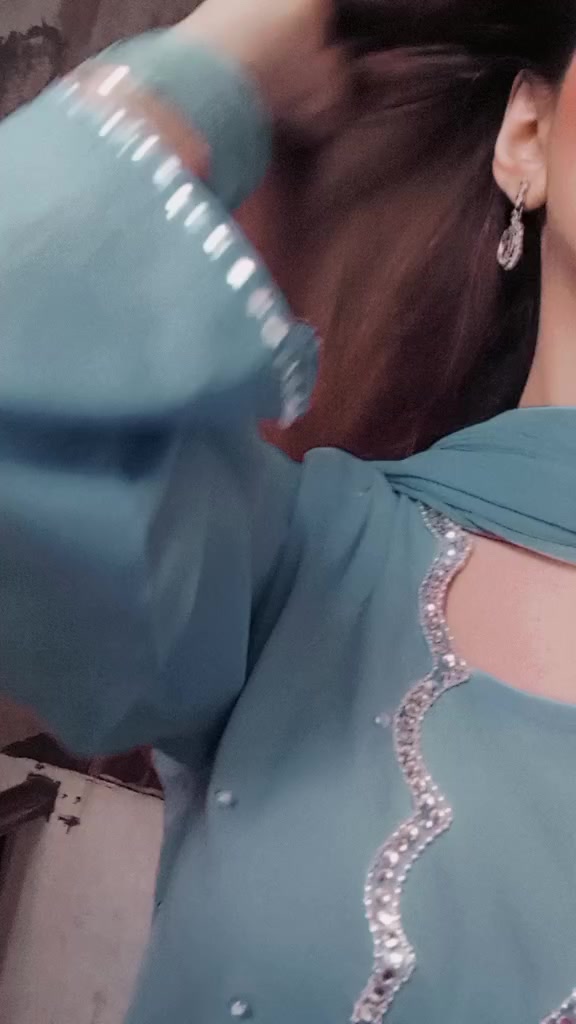 @Alina khan