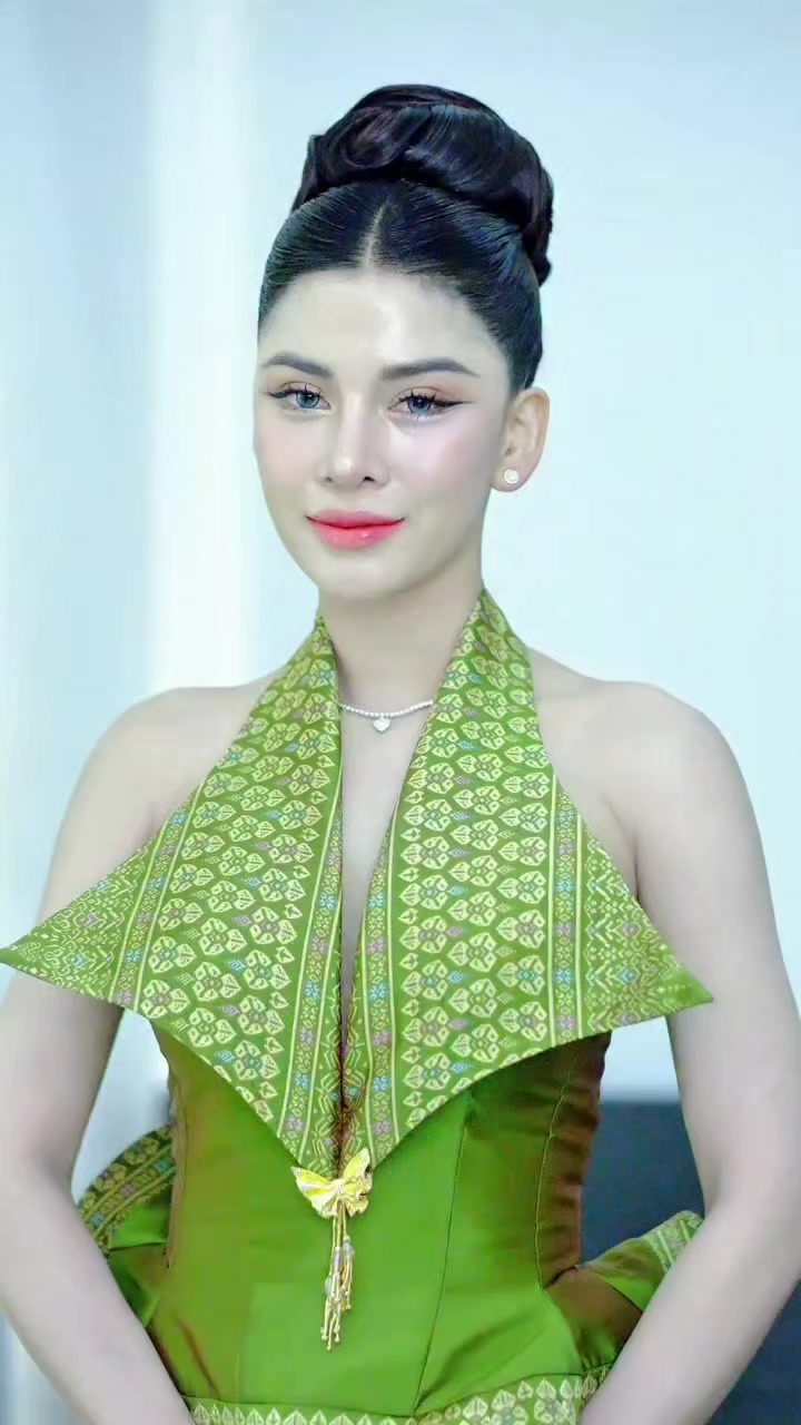 @Nearsa Fashion Design