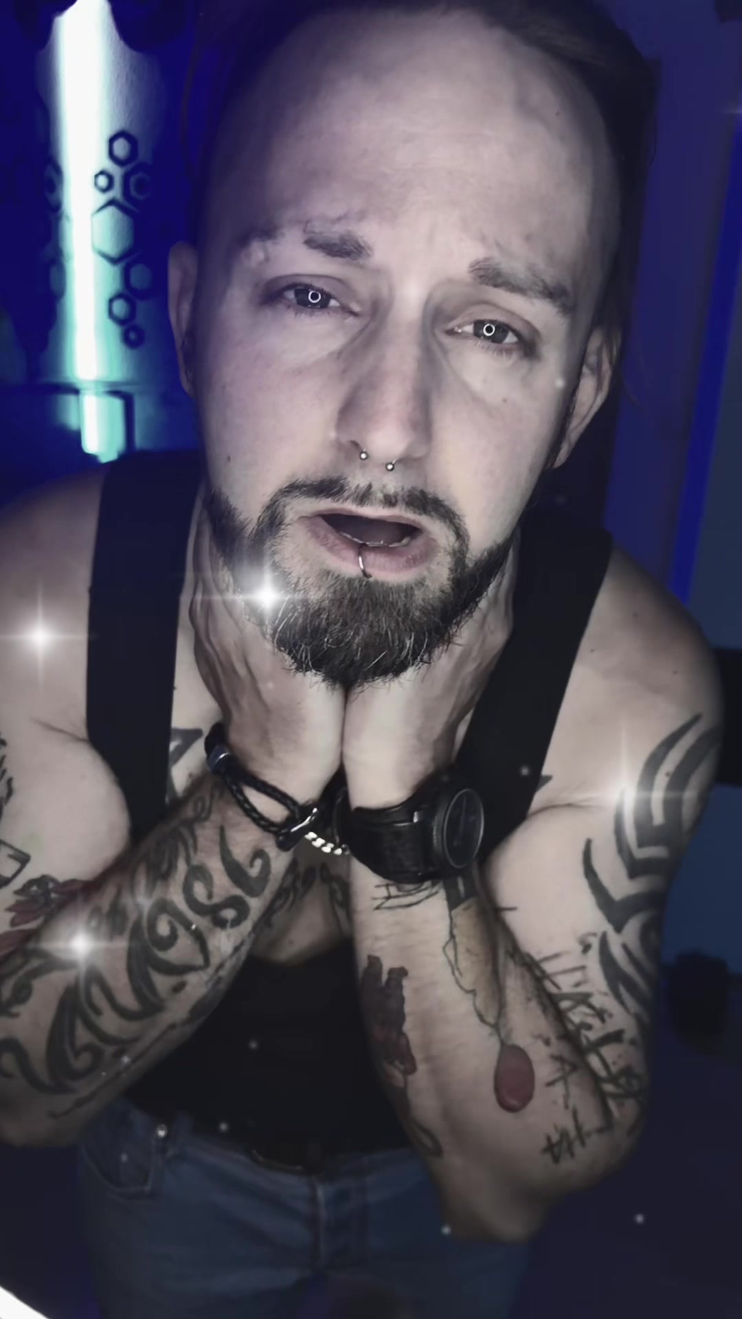 @D3NNI5