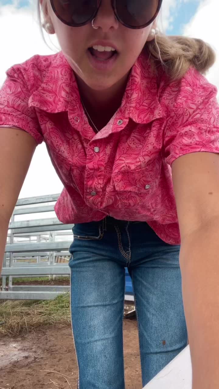 @𝐓𝐚𝐡𝐧𝐢𝐞𝐬𝐡𝐚 🥂