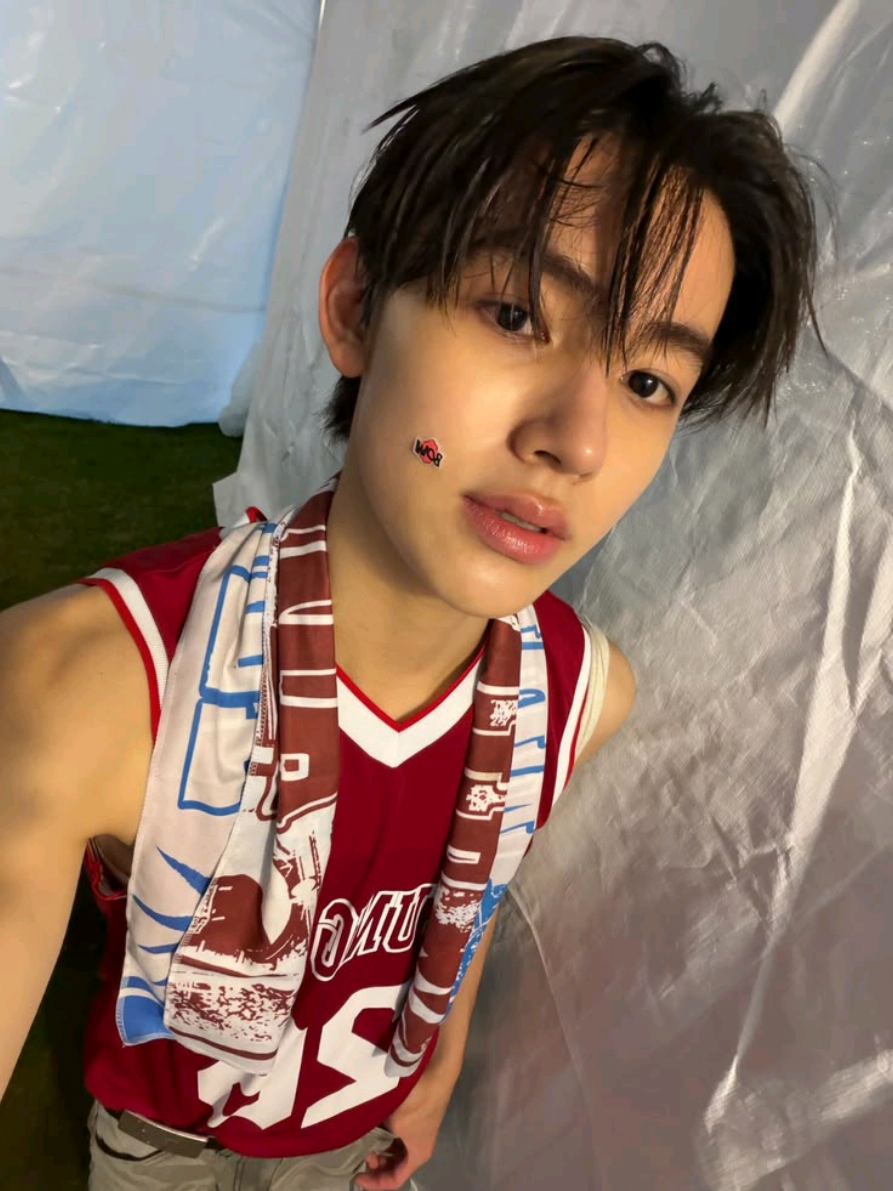 @🖤🧩_Ni-ki.en-.luvr_🧩🖤