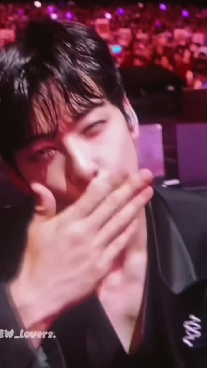 @Cha_Eunwoo_Portugal