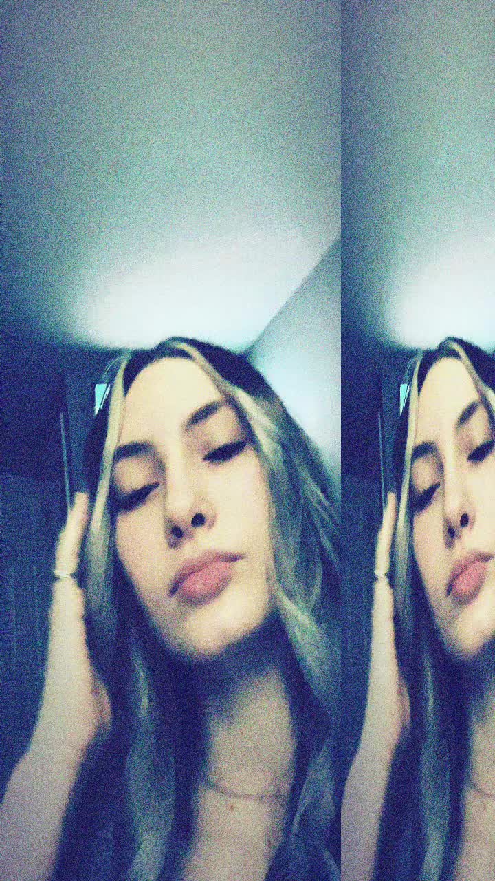 @👀