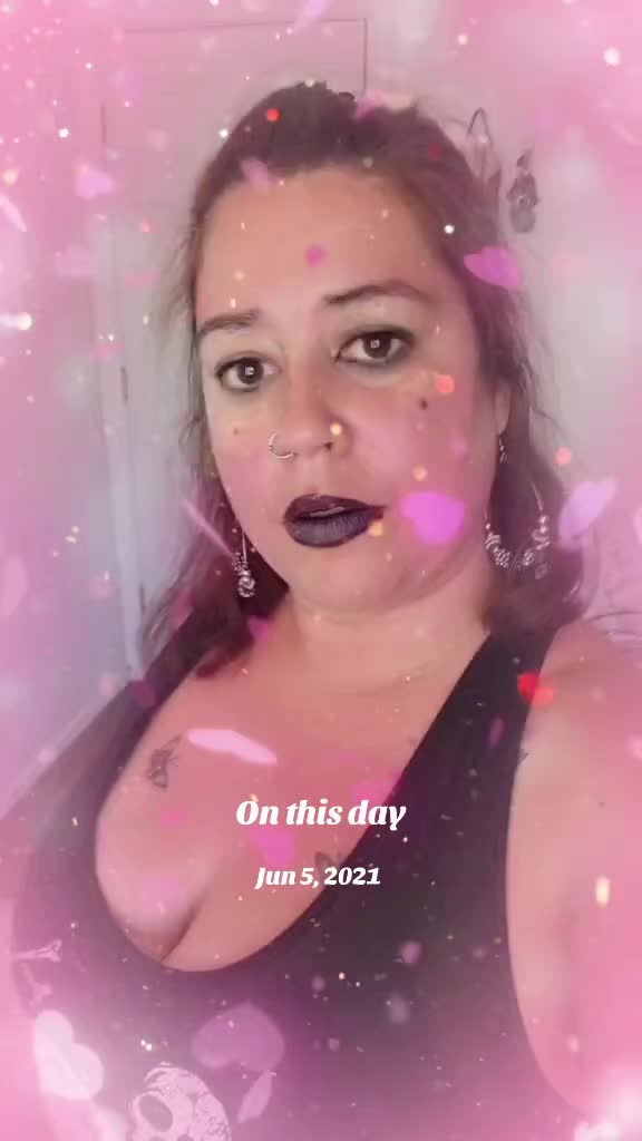 @๐miss_juicy_88๐