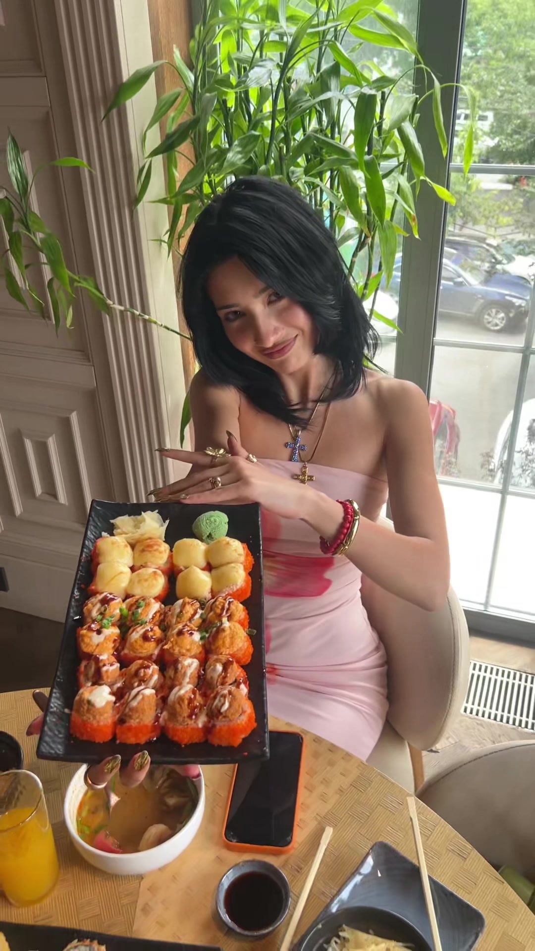 @софи бэрлоу ✚