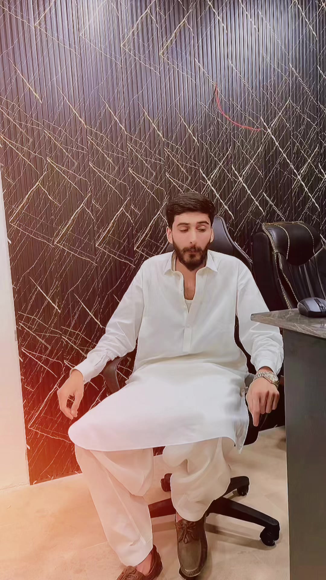 @شیخ حسن سرکار