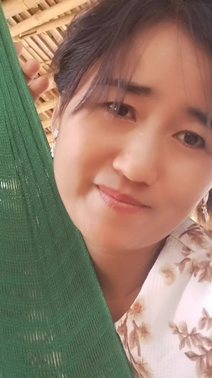 @Ma Ni Ni Win