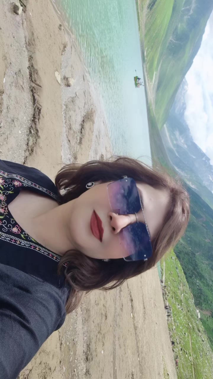 @Shaheena😎