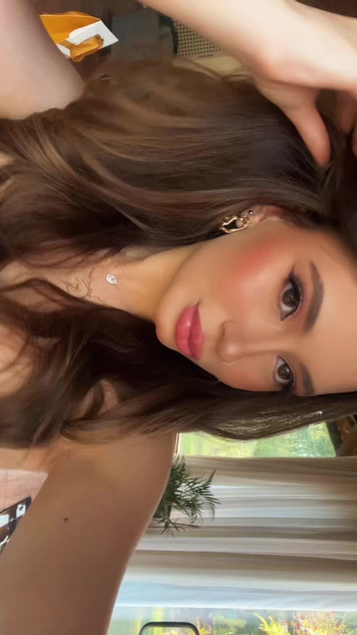 @larissa frança