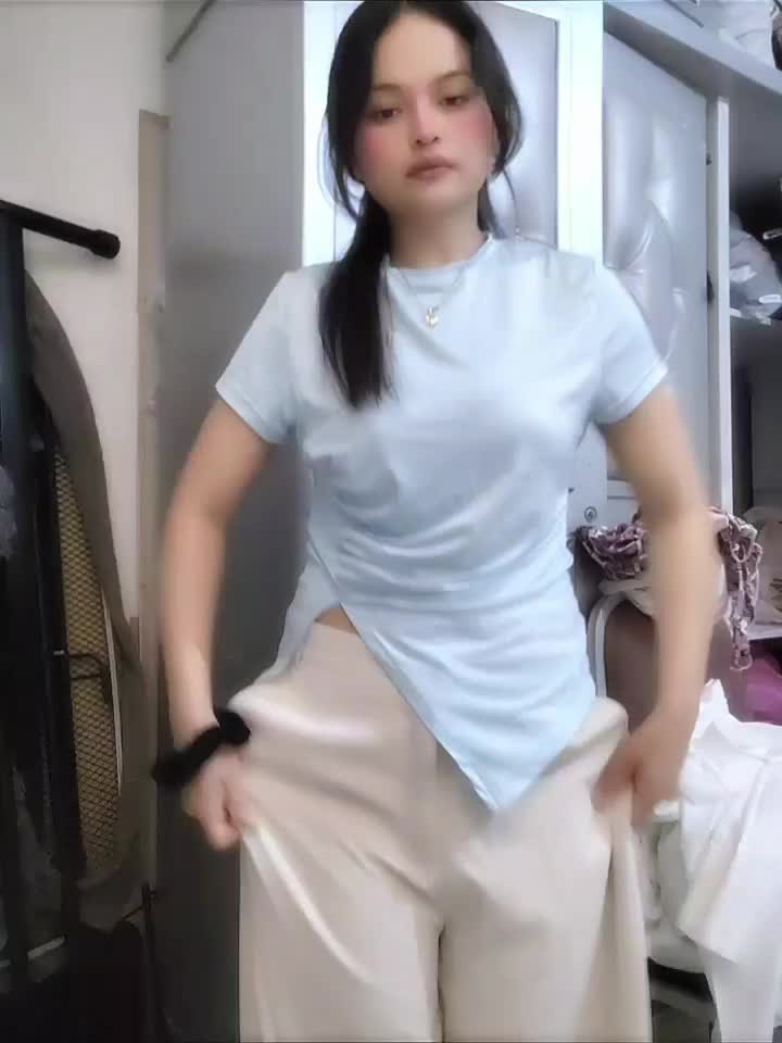@Aमिsha❤☘️