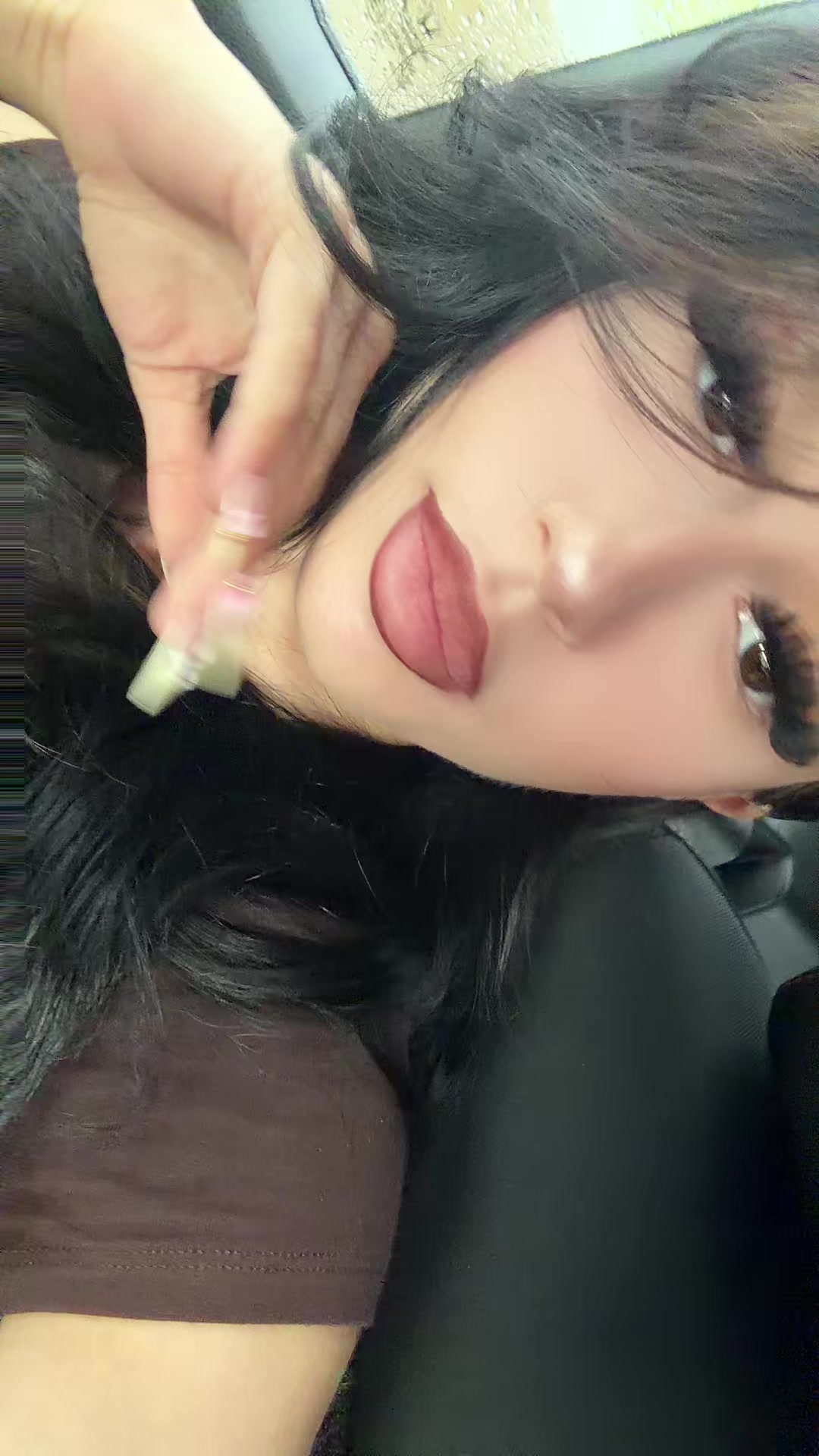 @layy<3