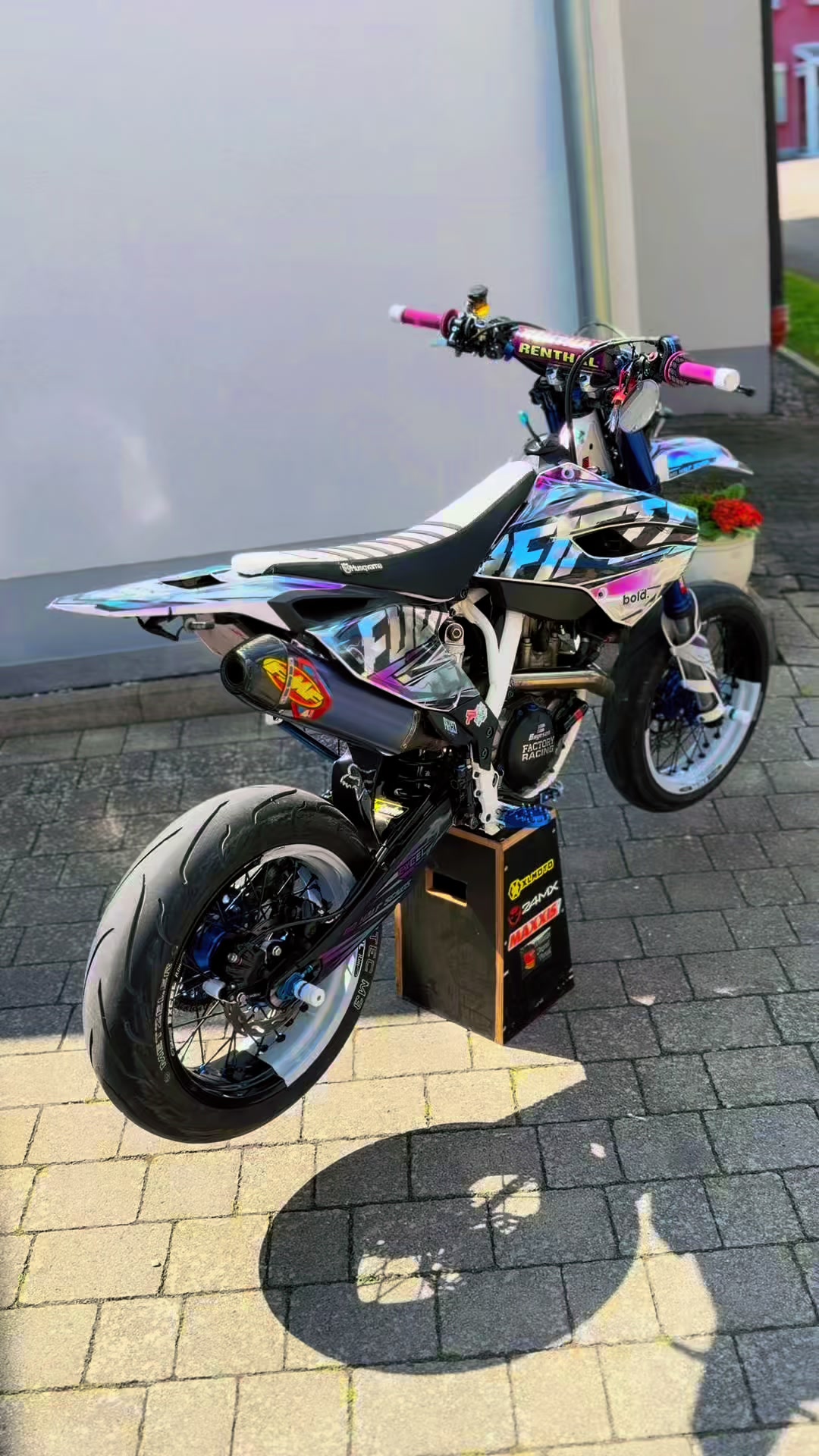 @Joni_moto