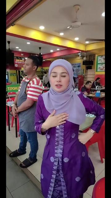 @Cik Roses 🌹