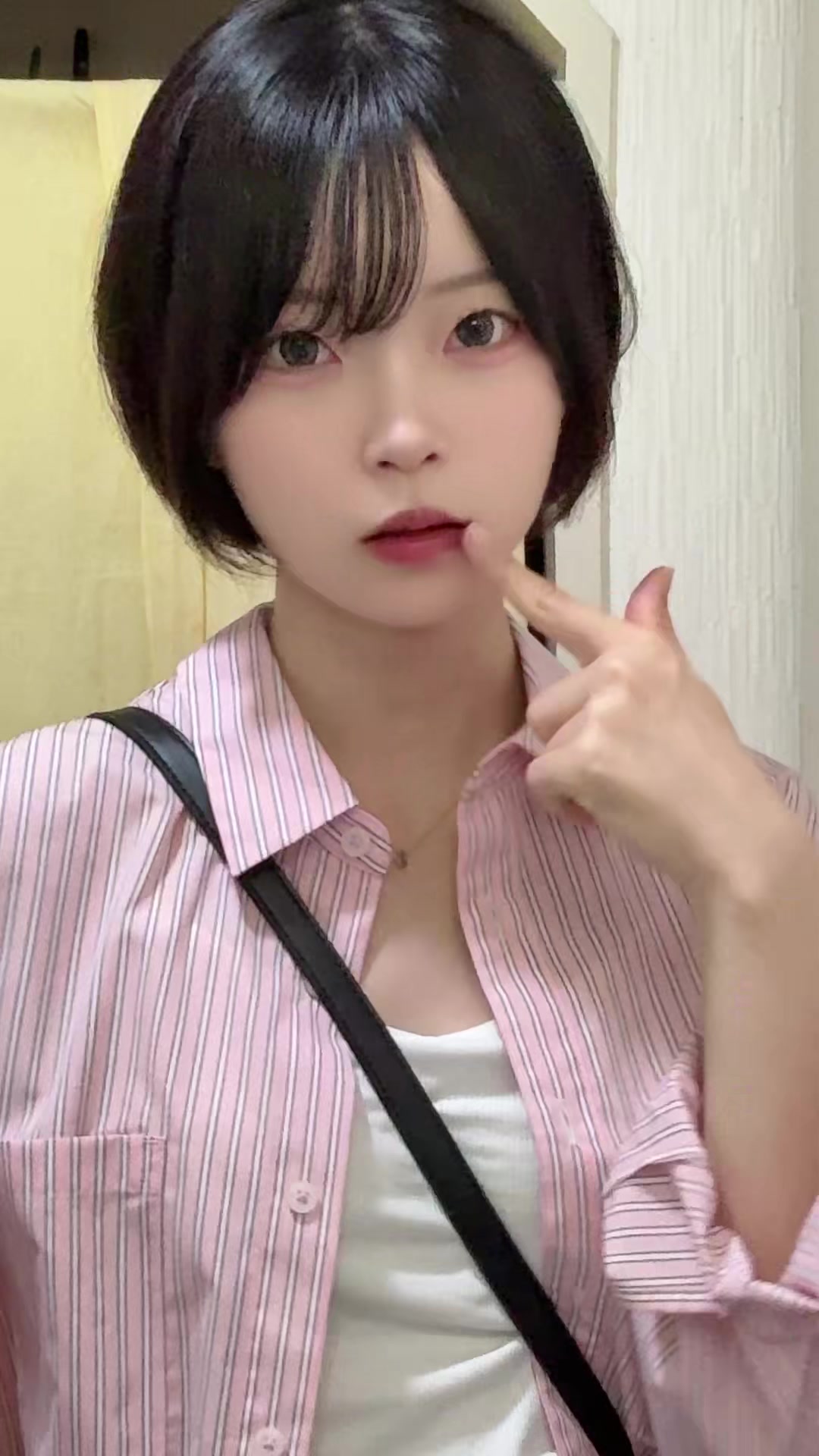 @ろびん
