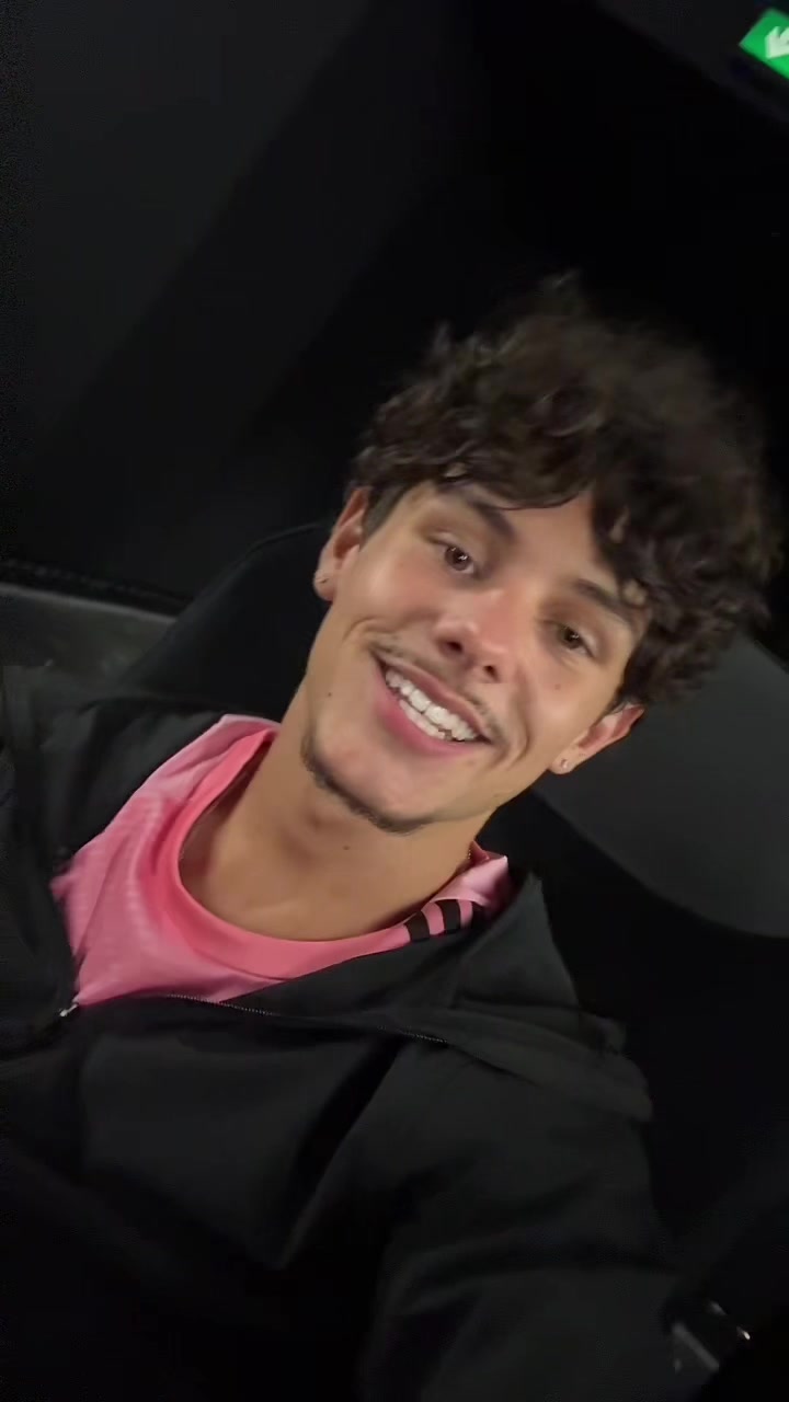 @Charly