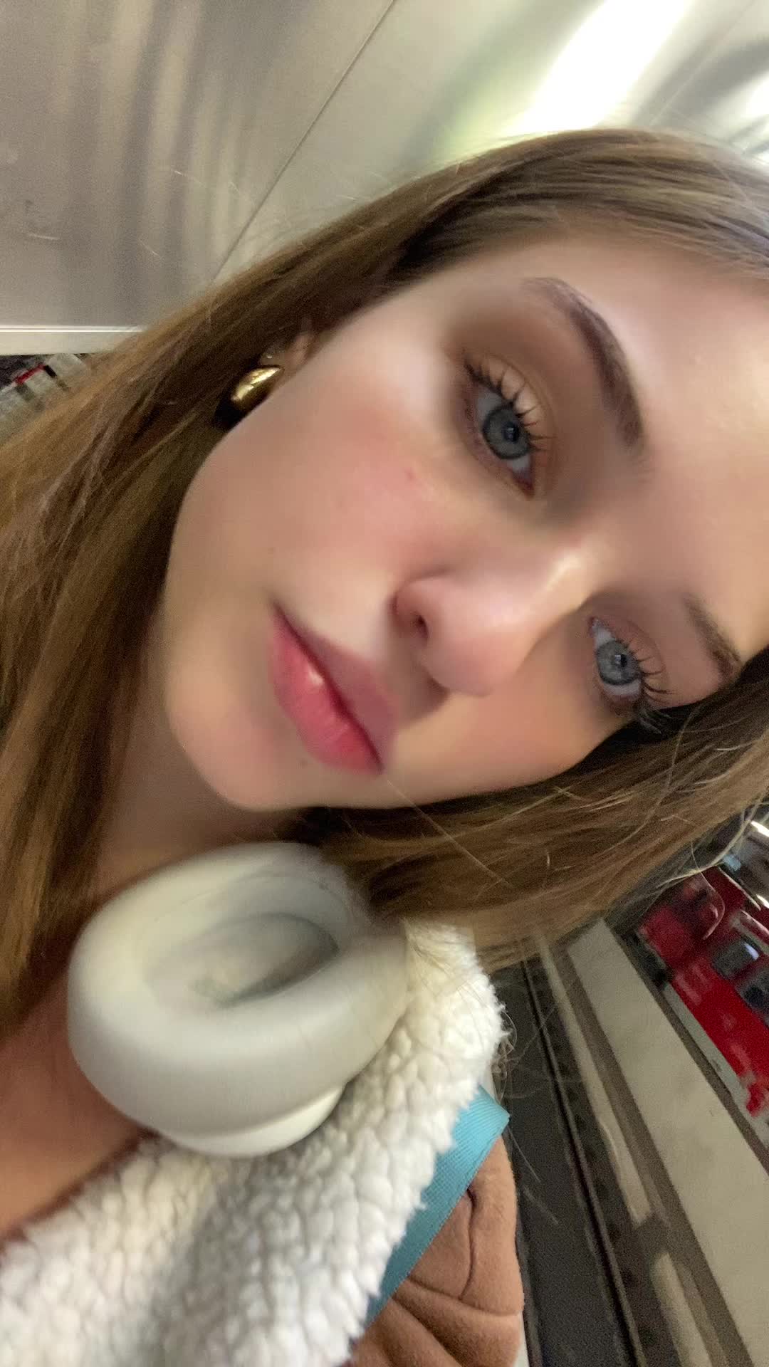 @anna