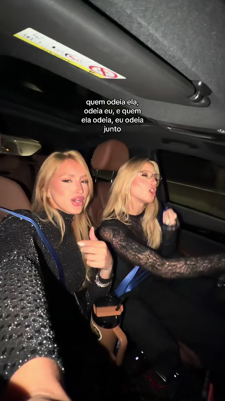 @C&aacute;ssia da oakley