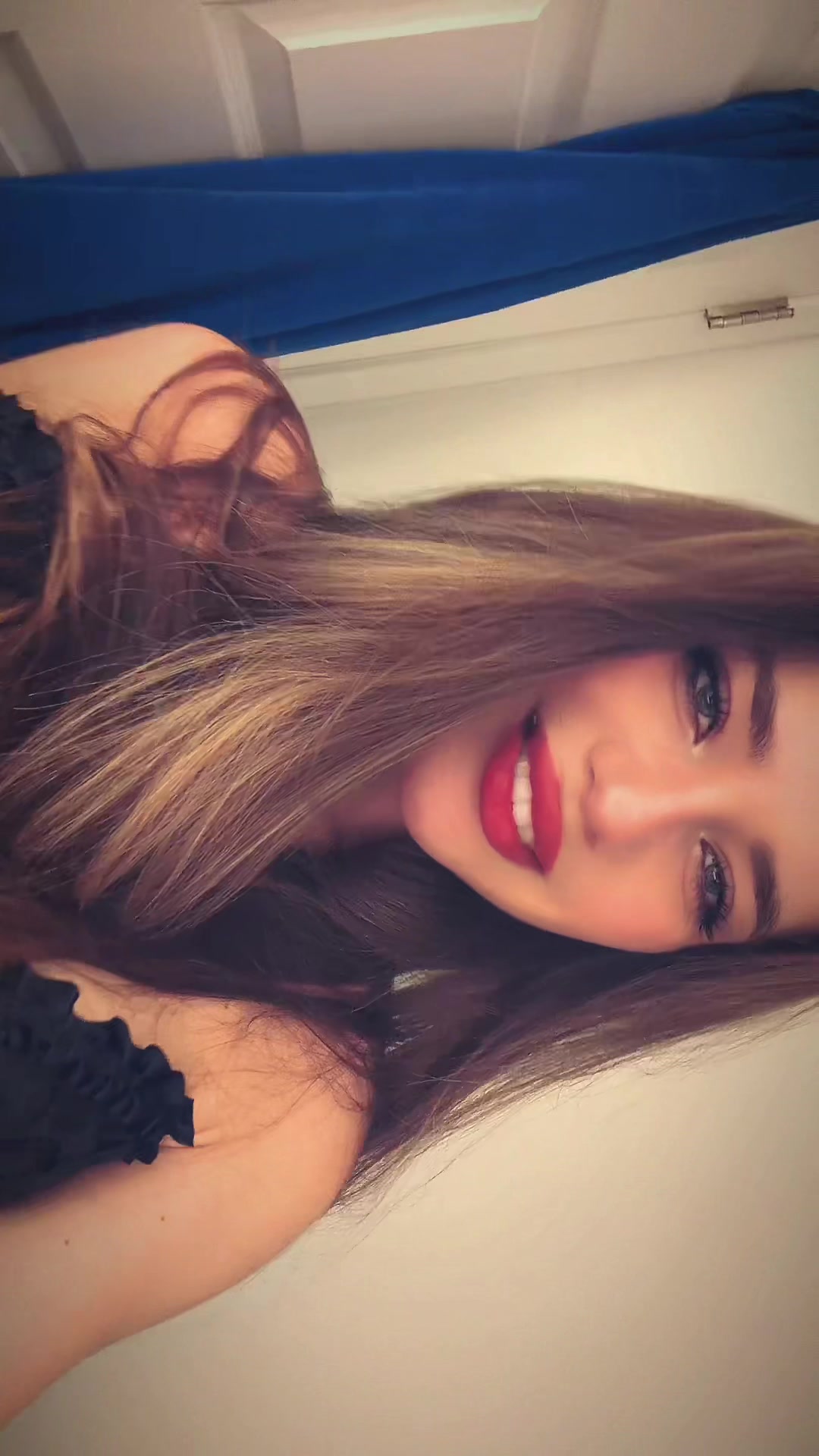 @николь.