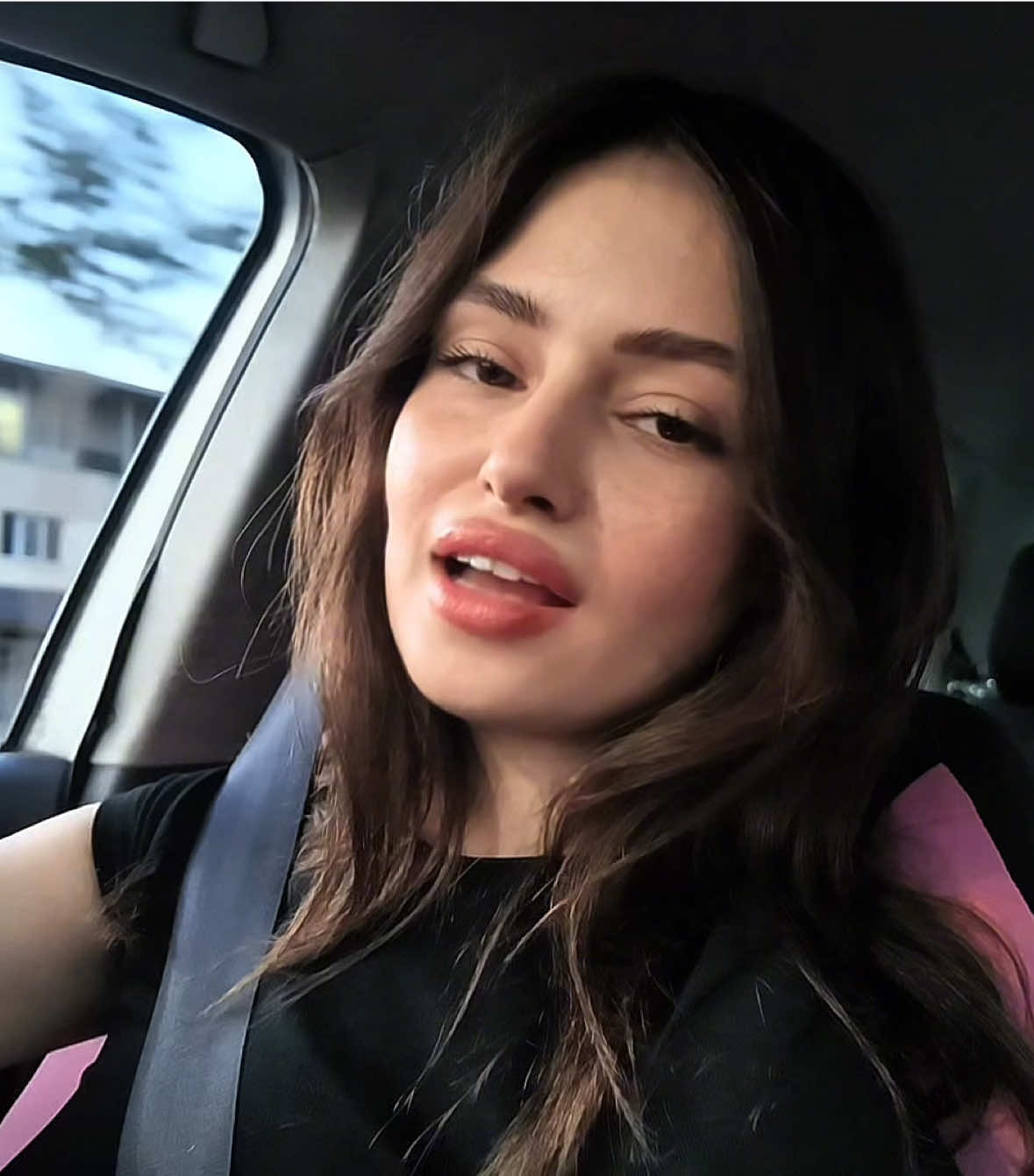 @Lara