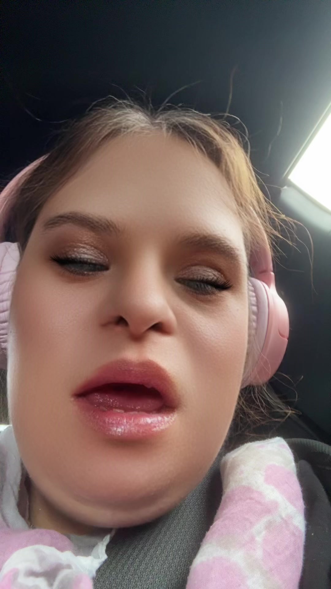 @nicolekeller92