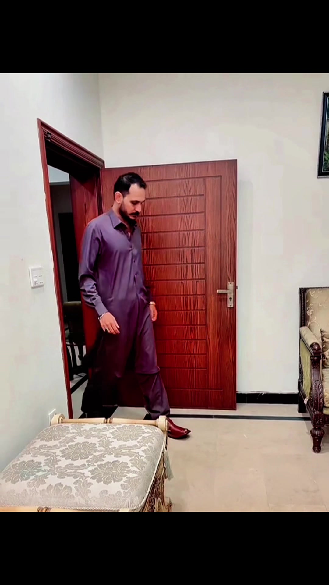 @MujRam,Editor🔥⚔️