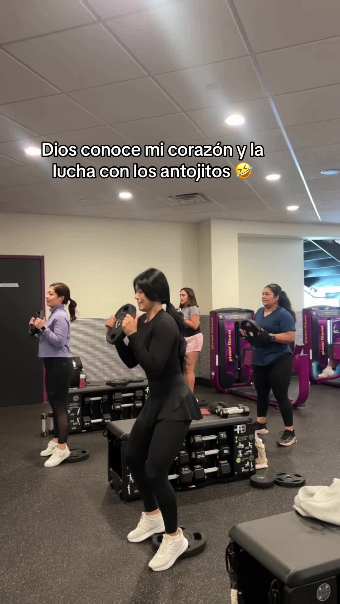 @𝐒𝐲𝐥𝐯𝐢𝐚 𝐑𝐞𝐲𝐞𝐬 ✨