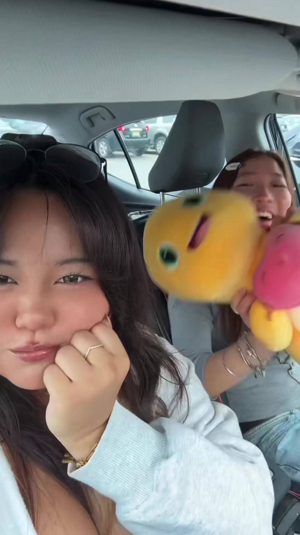 @kuya lili