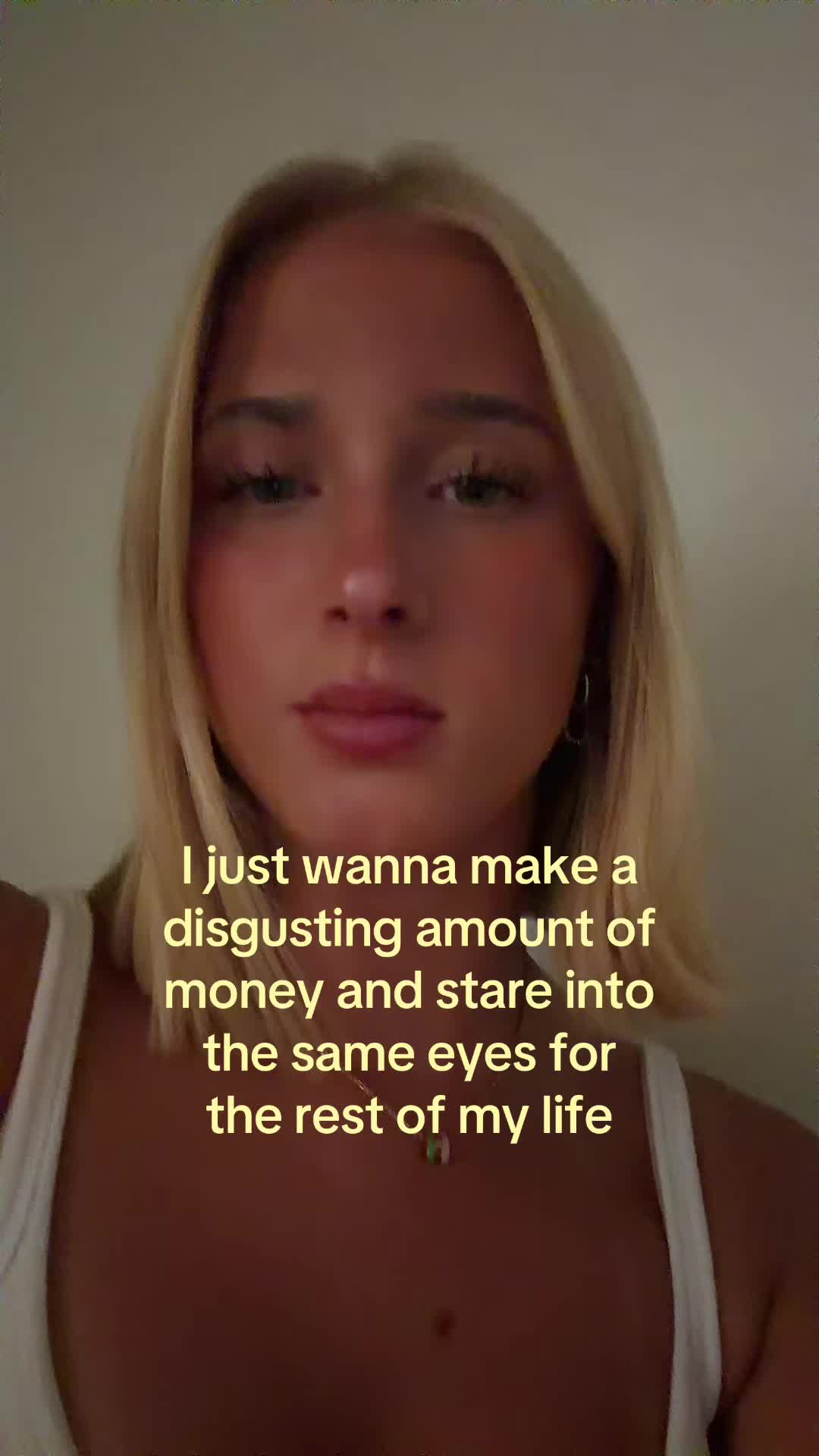 @theelliebarker