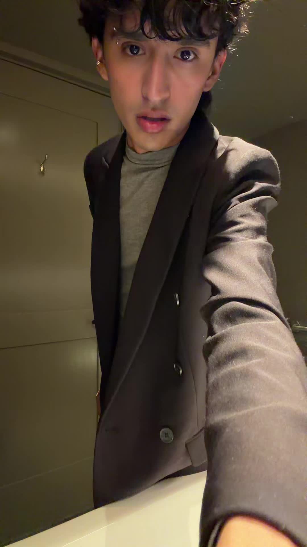 @hektor🕺
