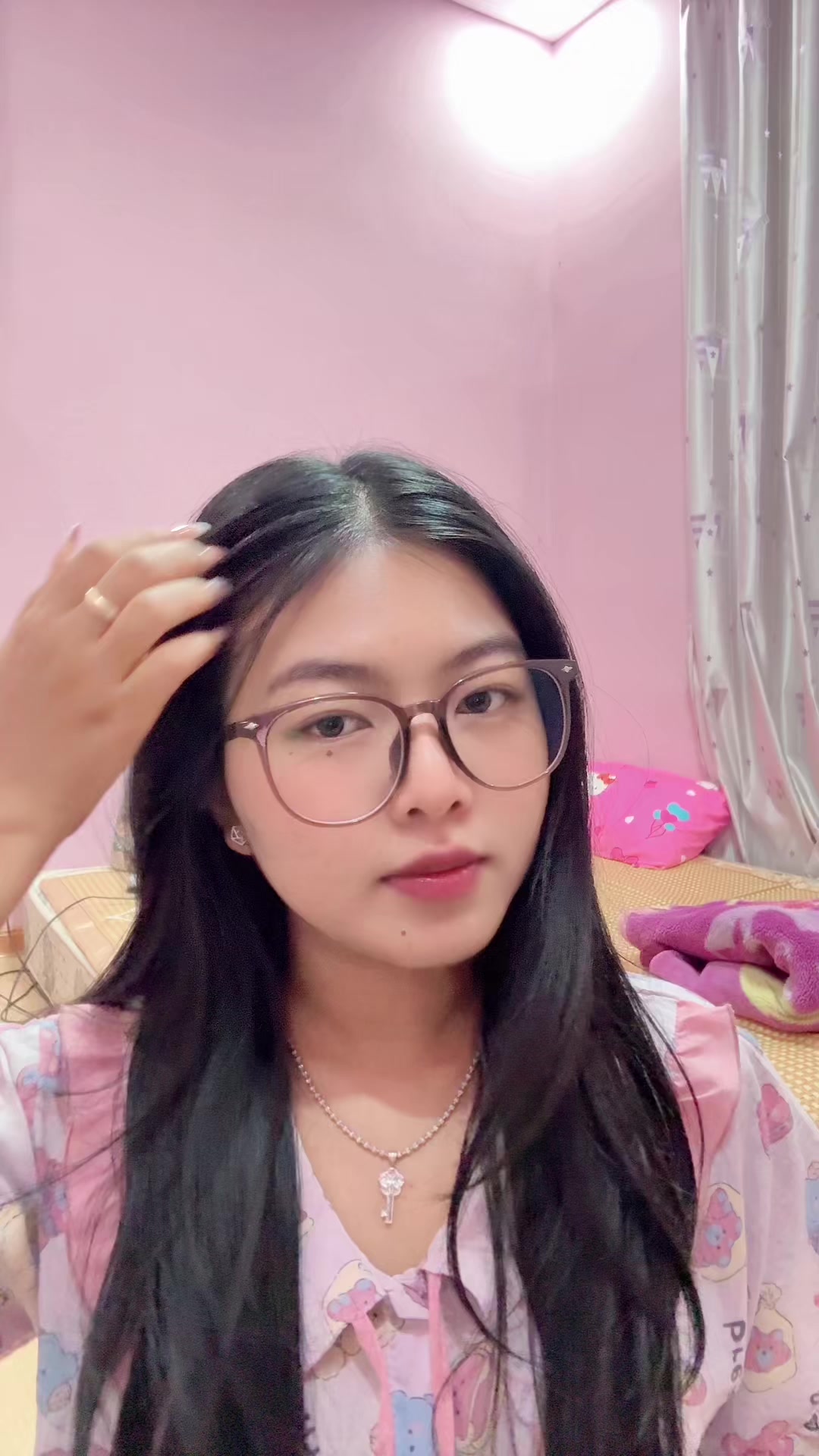@Thu Thu Pyae Hlyan💕