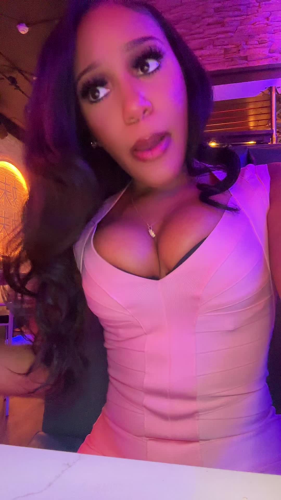 @Wifeoftay
