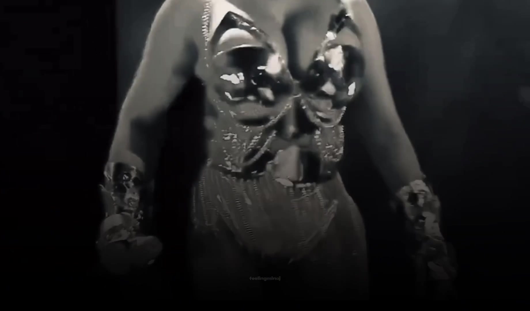 @feelingminaj | fan page