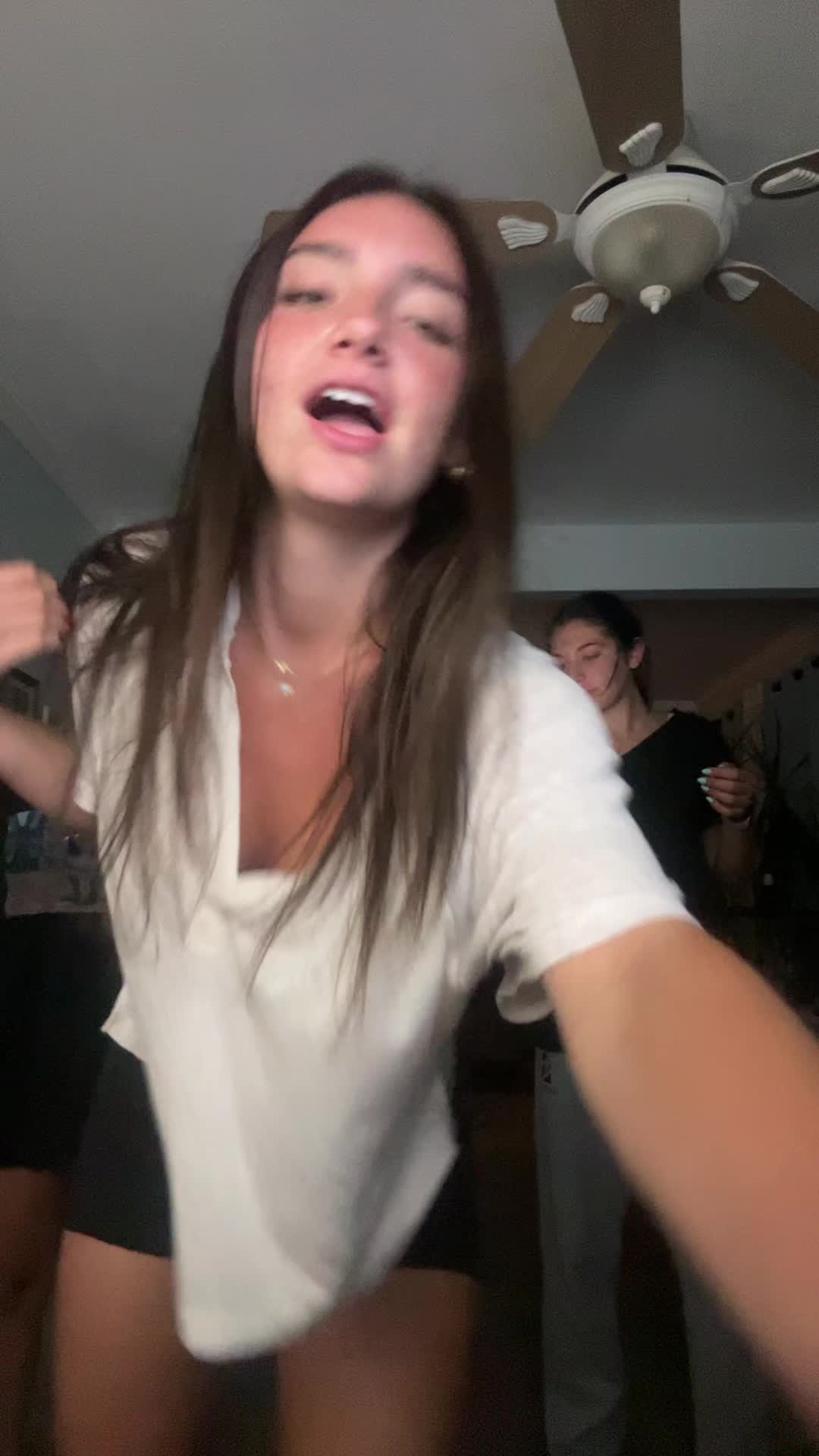@J E S S