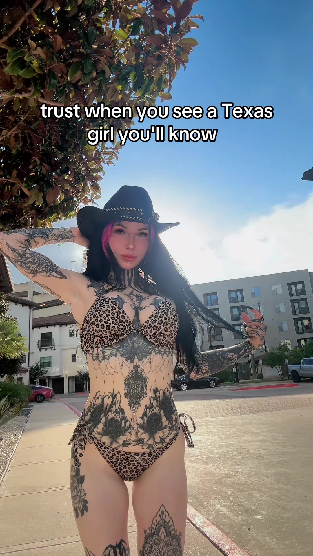 @xocoffinshorty