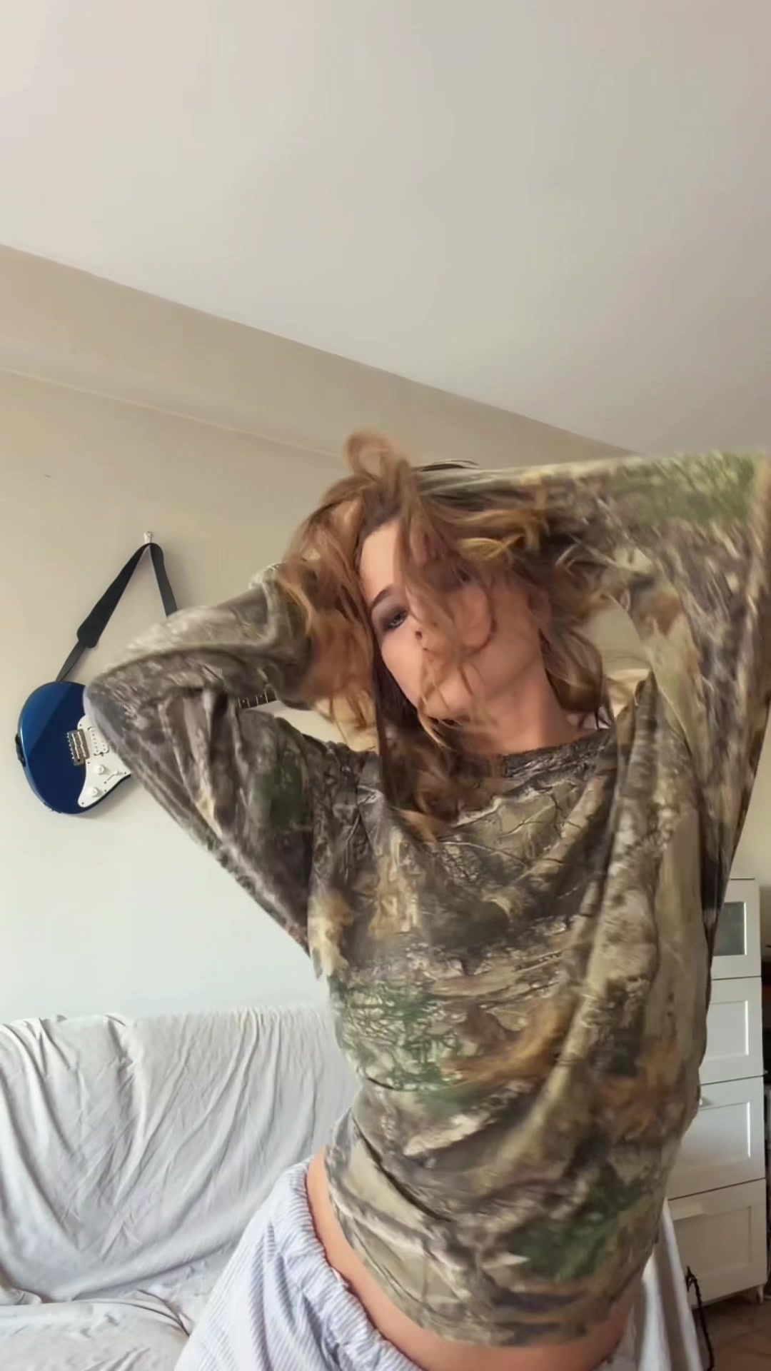 @ANNA8ELLE