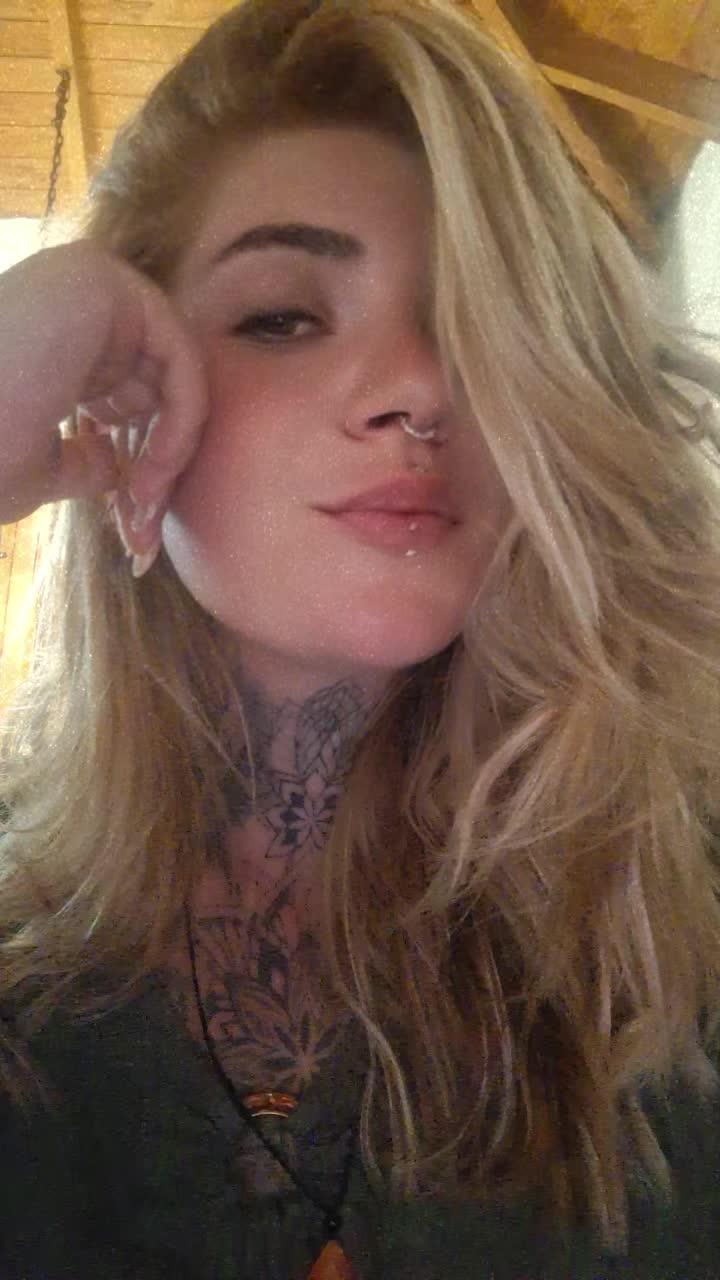 @Apollonia Rose