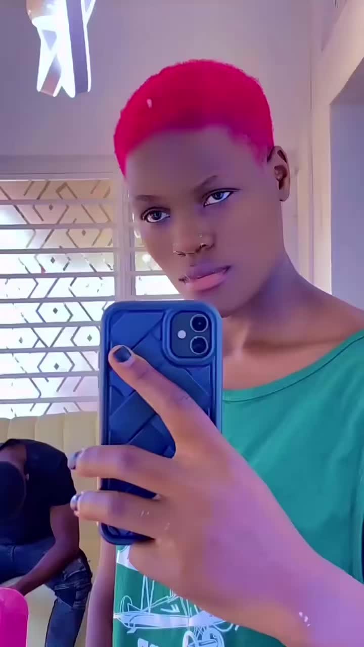 @Sharifahbooty 🇺🇬