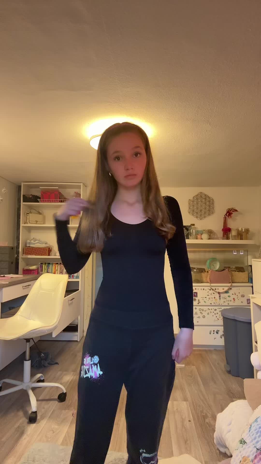 @ℒ𝒾𝓁𝓁𝓎