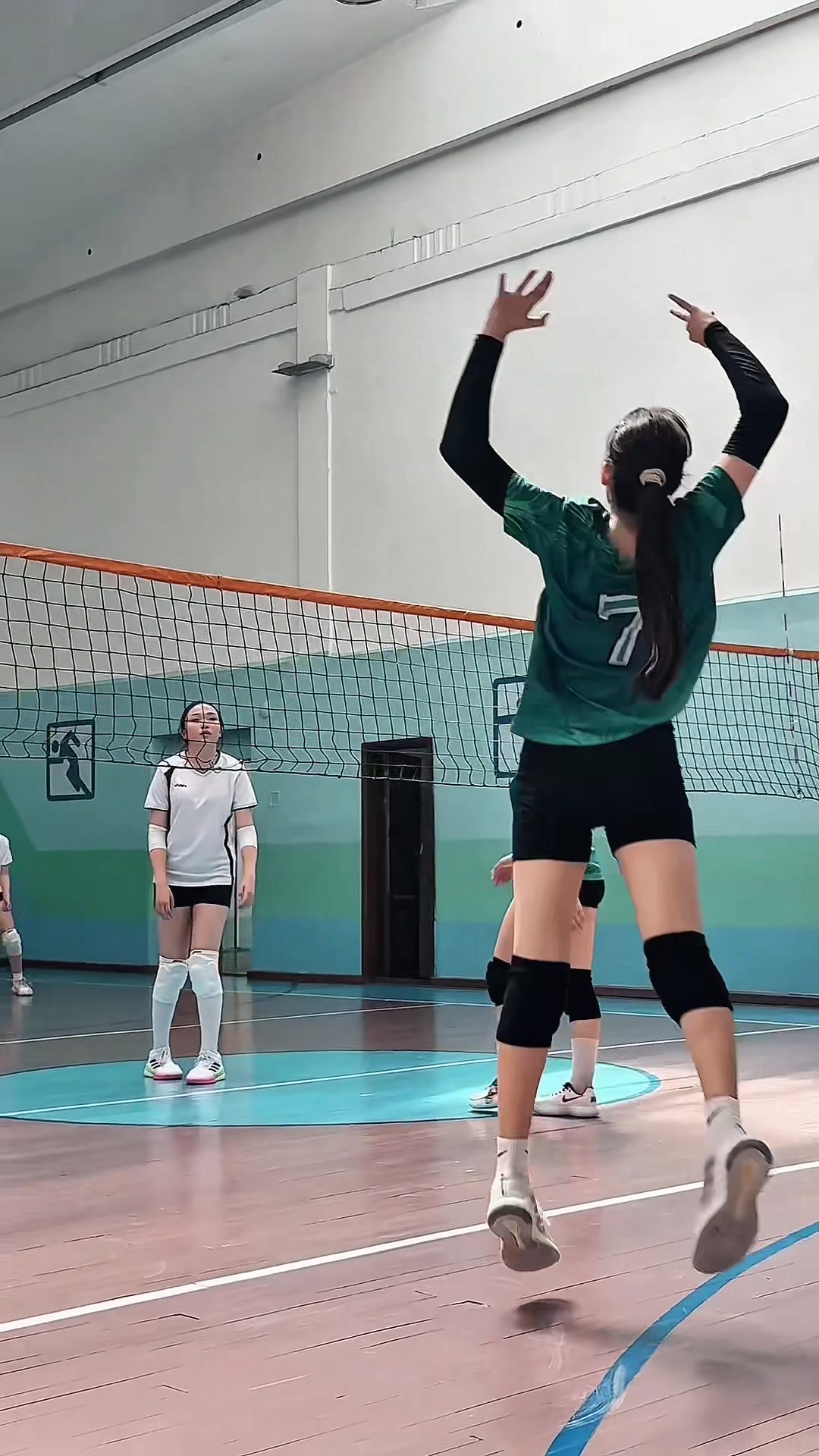 @Айнагуль Ботаевна|Тренер🏐