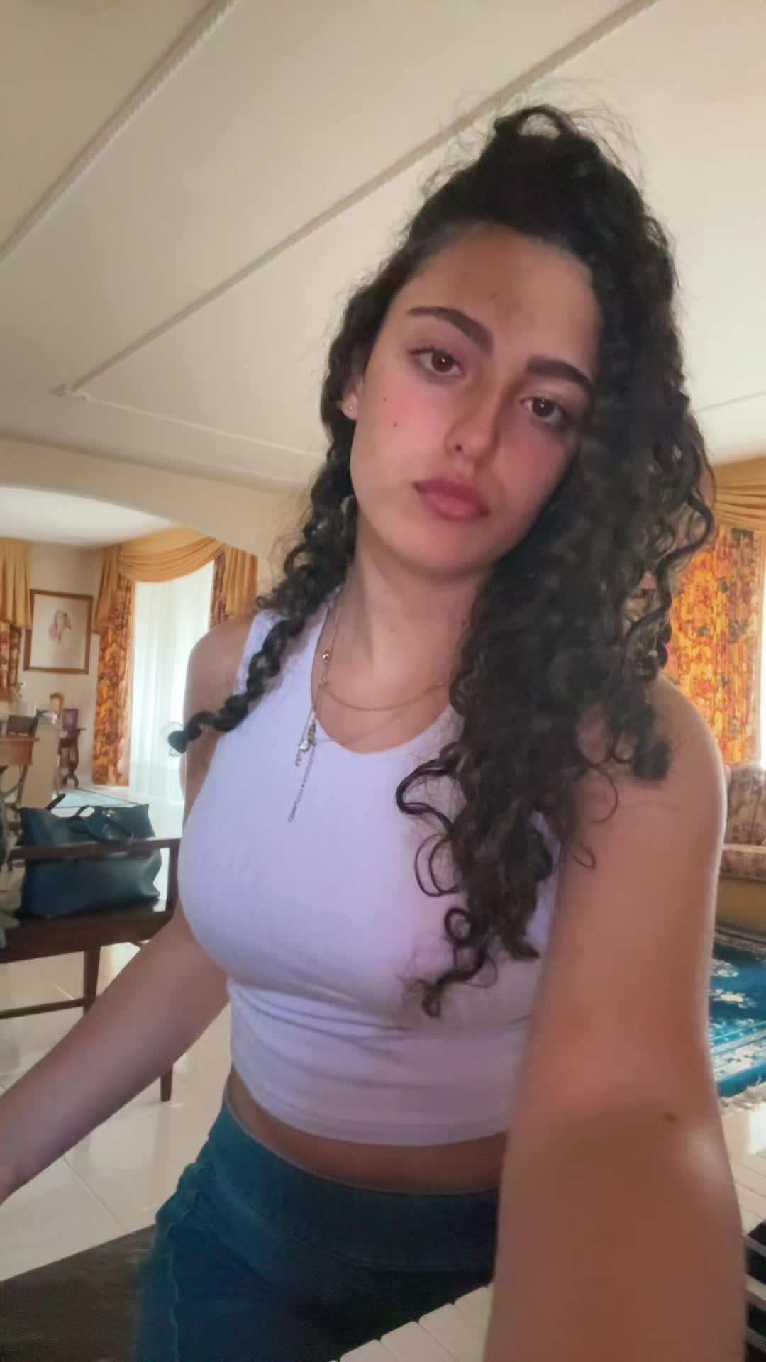 @ELEONORA🦋