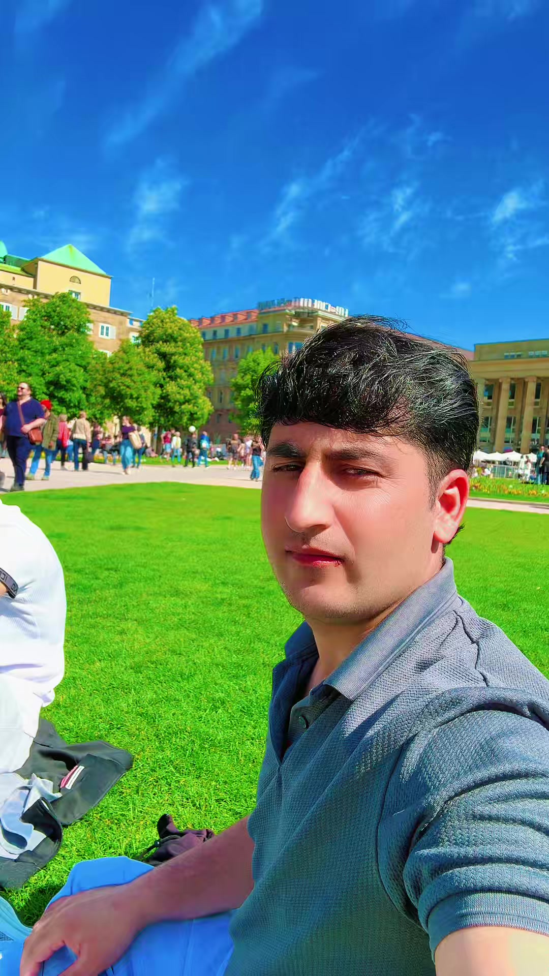 @Sahil Khan Zwak🇦🇫🇩🇪