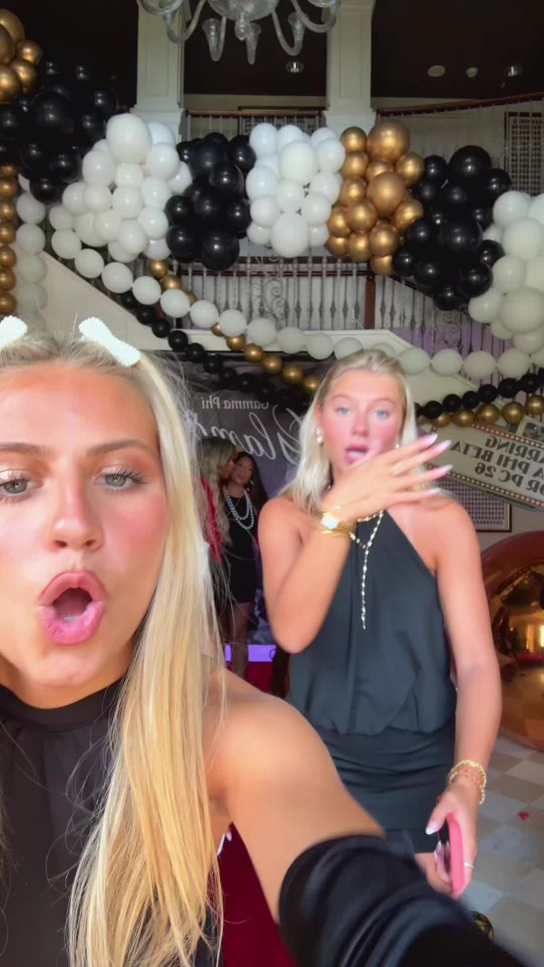 @alicorrado_