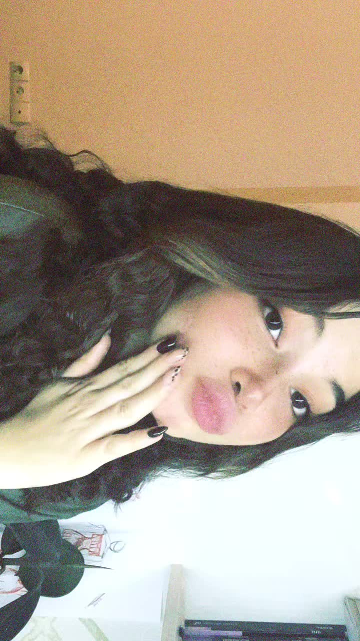 @zizi_s01