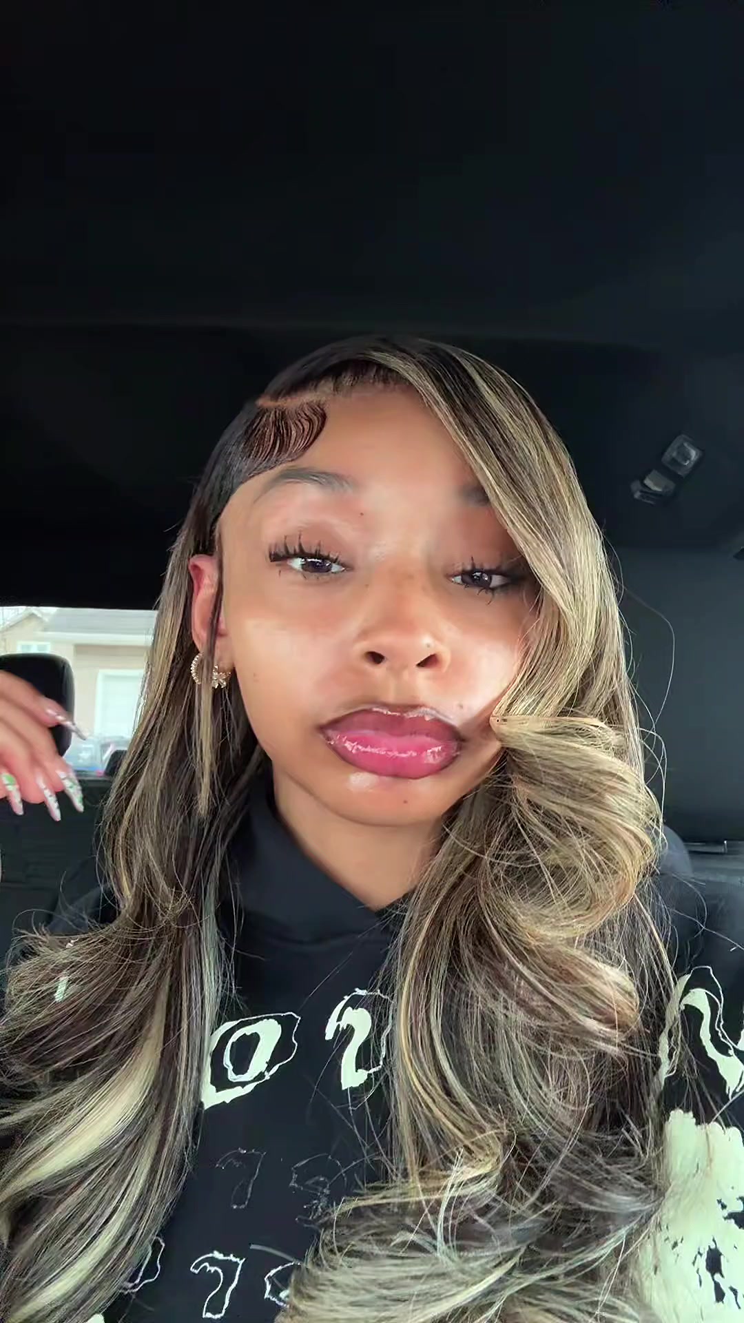 @JEYYBI